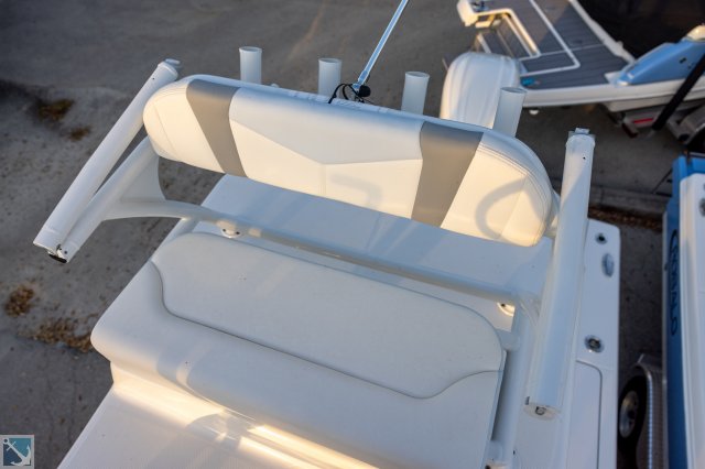 New 2024 Robalo  Boat for sale